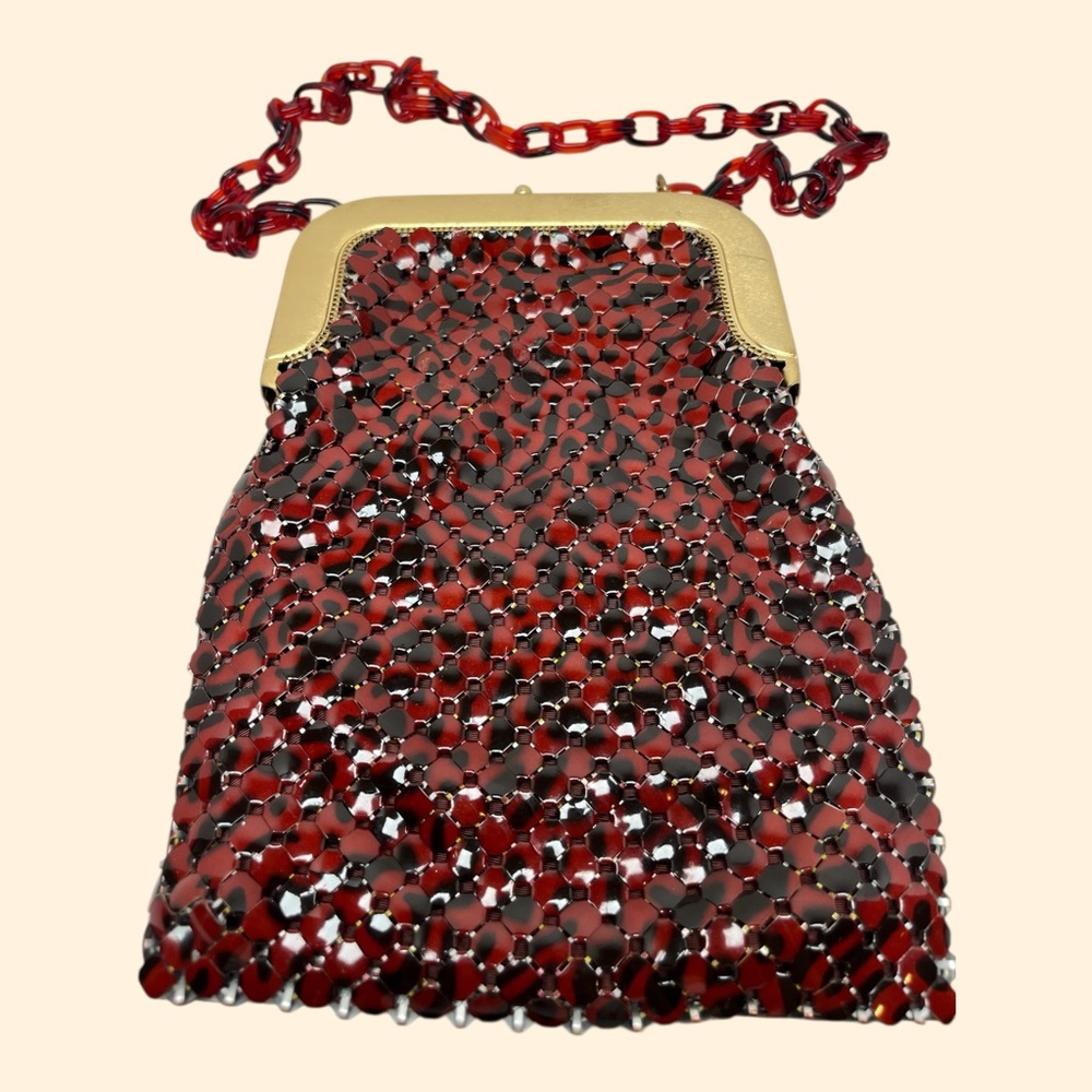 1950’s whiting & Davis vintage Mesh purse with lucite chain handle